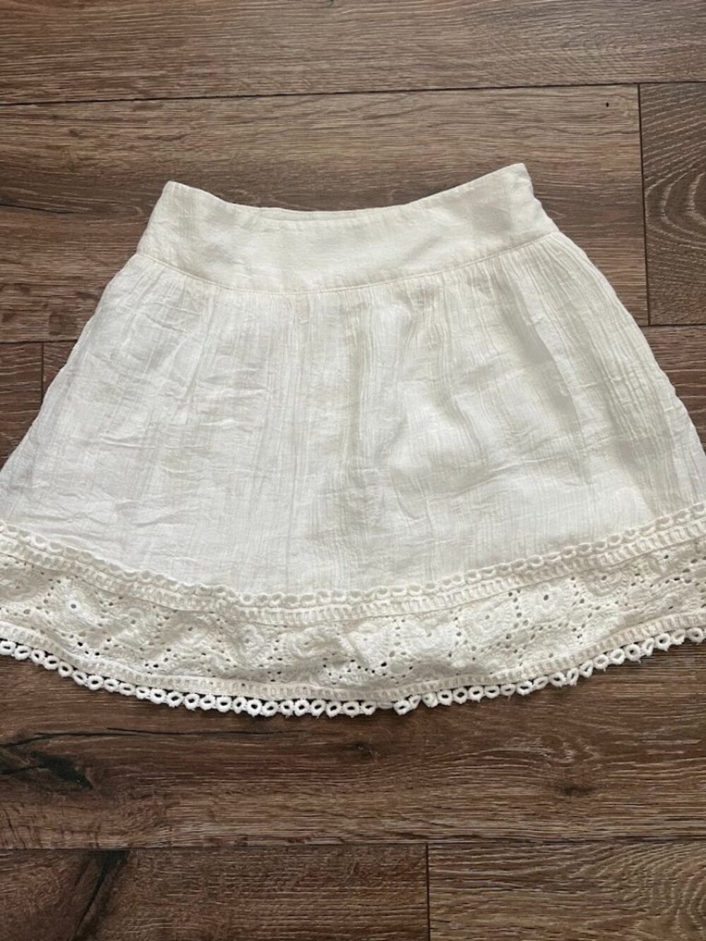 Forever 21 White Crochet Lace Detail Trim Mini Skirt Size XS